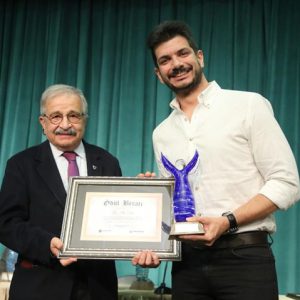 SİTD Yönetim Kurulu üyesi Doç. Dr. Ateş USLU’ya “Doğan Avcıoğlu ödülü” verildi